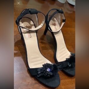 NEW Dressy Heels Black Faux Suede Rhinestone Embellished Sz 10